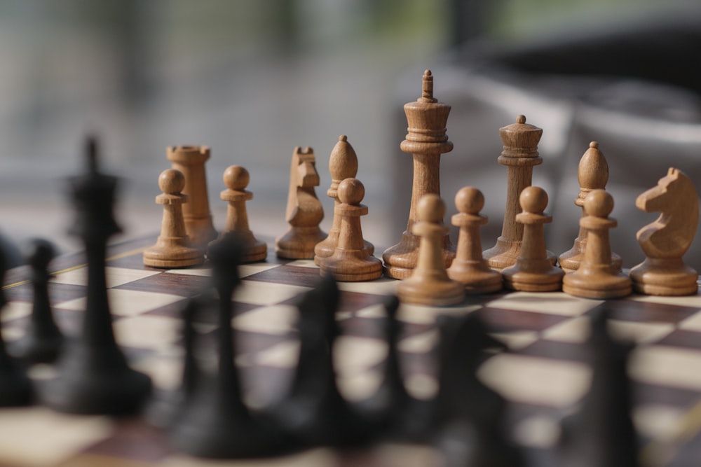 A chess board with a chess piece photo – Free Chess Image on Unsplash